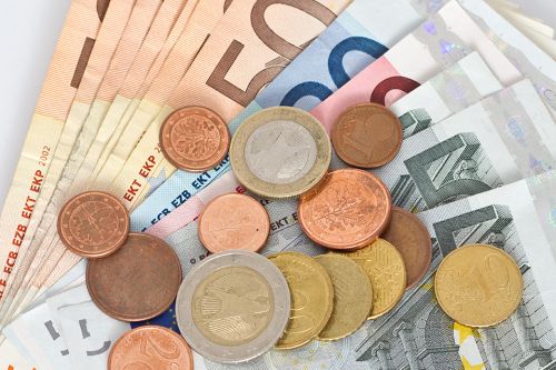 Euromünzten und -scheine